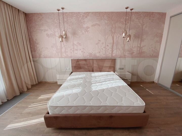 3-к. квартира, 107,3 м², 7/10 эт.