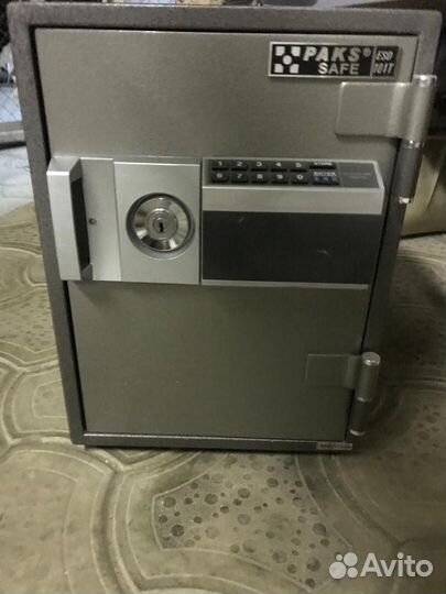 Сейф paks safe