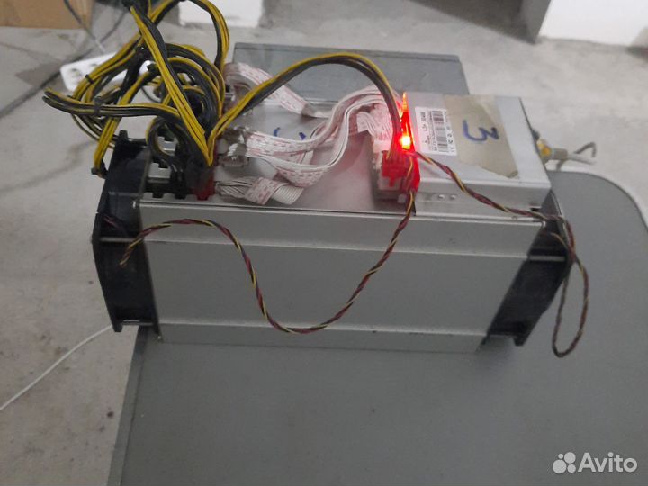 Antminer L3+ 504mh