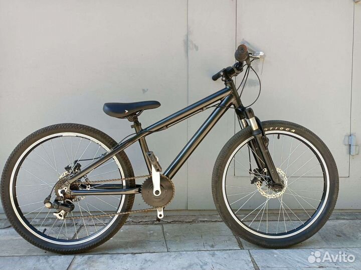 Mongoose Fireball 24