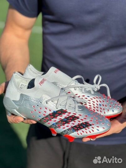 Бутсы Adidas Predator Freak white