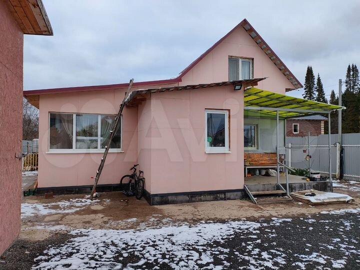 Дом 63 м² на участке 10 сот.