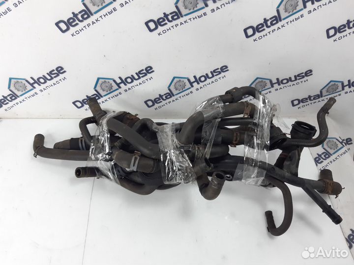 Патрубок системы охлаждения Skoda Octavia A5 1.4