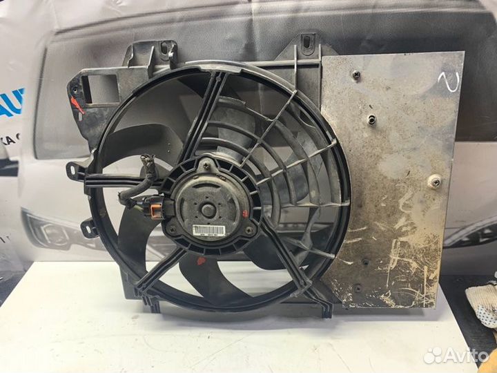 Вентилятор охлаждения радиатора Peugeot 207