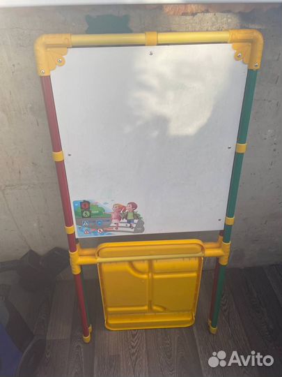 Детский мольберт двусторонний