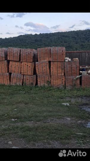 Кирпич бу