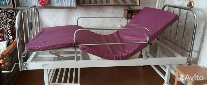 Медицинская кровать