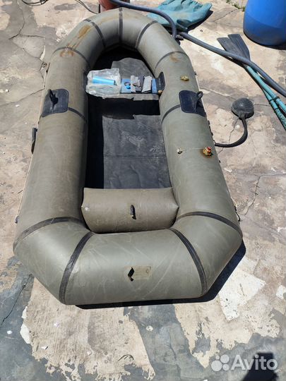 Лодка надувная двухместная бу Омега 2