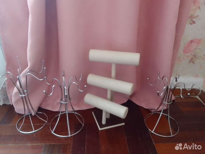 Подставки для украшений