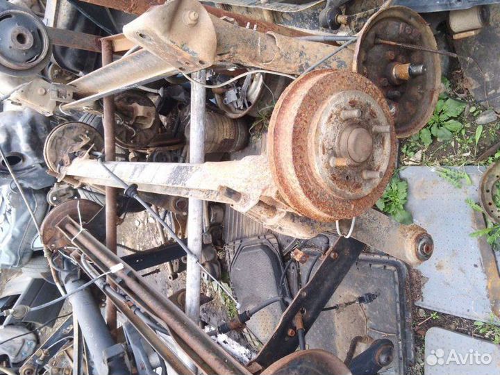 Балка задняя Mitsubishi Libero