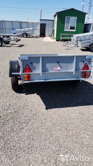 Легковой прицеп строитель 2,0