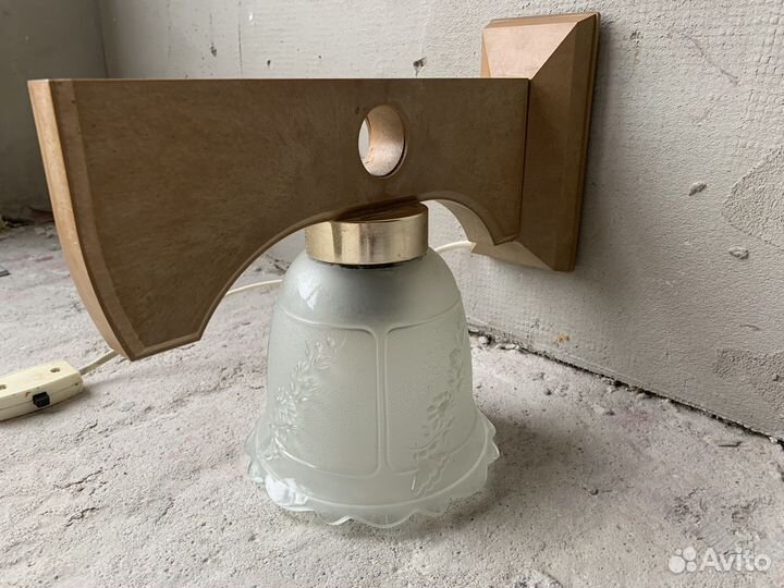 Настенный светильник бра