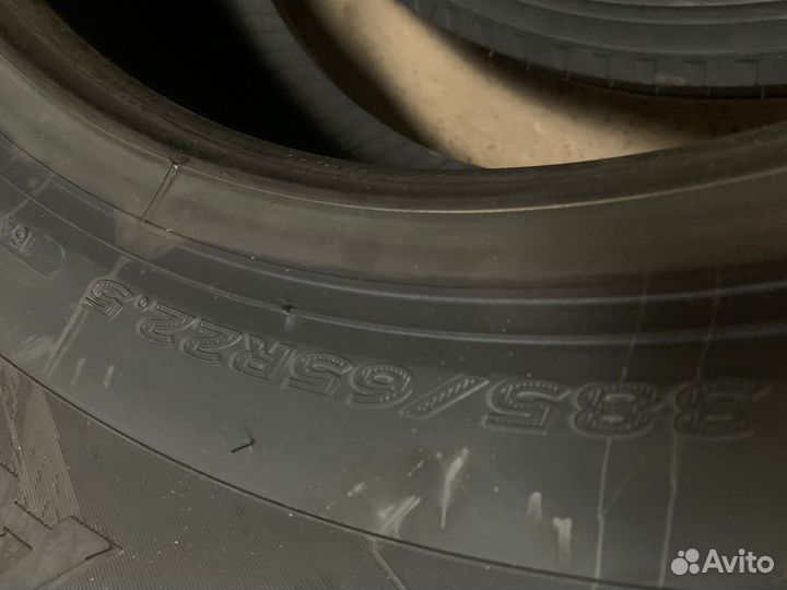 Грузовые батоны под руль Ханкук 385/65 R22.5