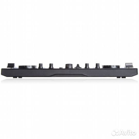 DJ-контроллер Numark DJ2GO2 Touch