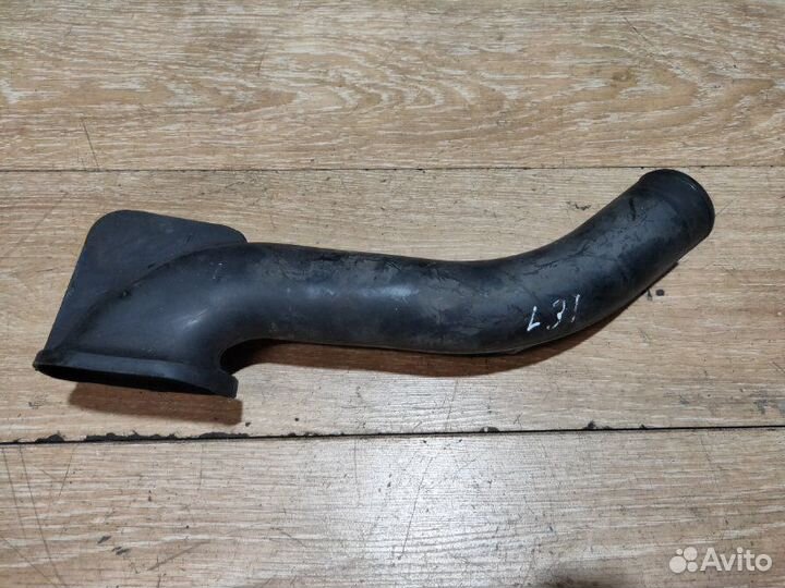 Патрубок воздушного фильтра Opel Corsa C 1.4 Z14XE