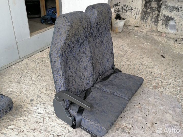 Авто сиденье