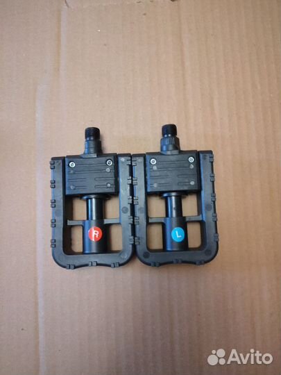 Манетка Shimano TX30 7 скоростей и др.запчасти