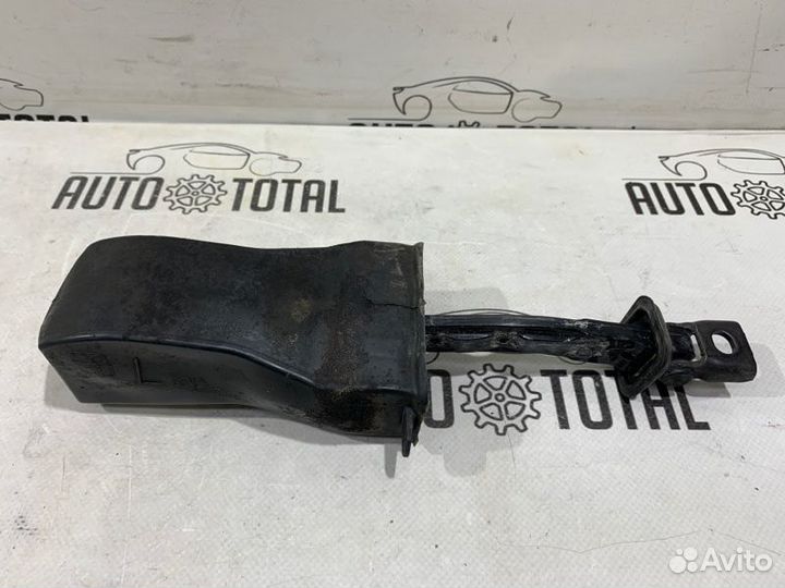 Ограничитель двери передний правый Volkswagen Polo