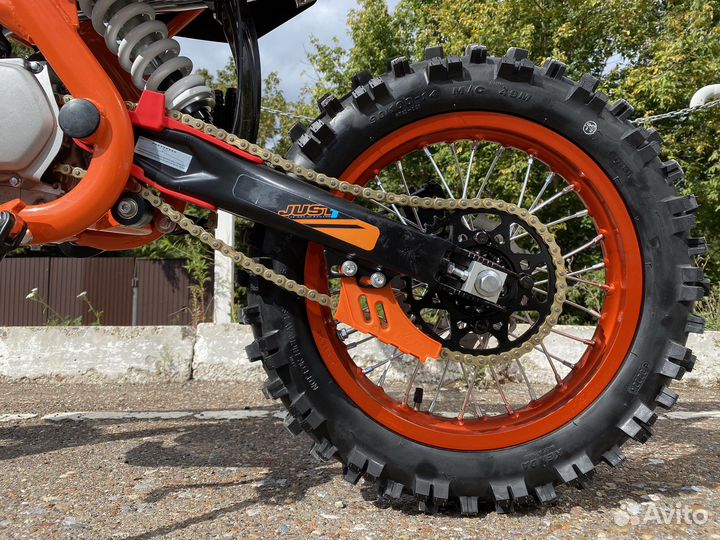 Питбайк Kayo Evolution yx125em 17/14 эл.стартер