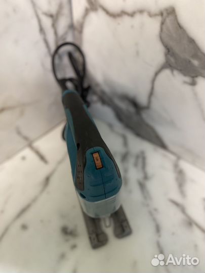 Лобзик makita 4329