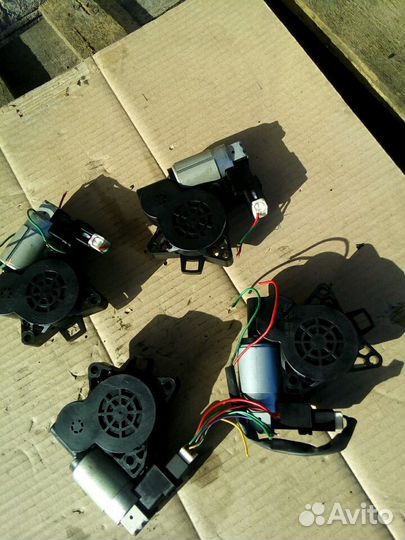 Мазда 6 (GG)(02-07) мотор GJ6A 5958Х эл. стеклопод