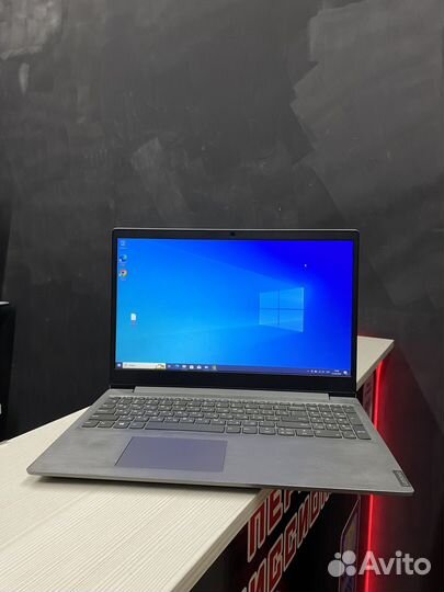 Ноутбук Lenovo i3-8130 8GB DDR4 SSD m2 120GB