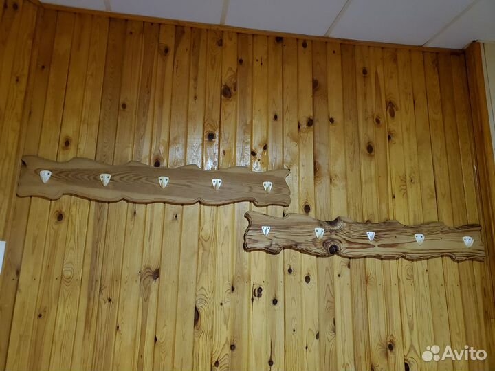Вешалки деревянные настенные и метал напольная б/у
