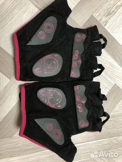 Перчатки женски для велосипеда и спорт зала