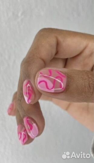 Маникюр / педикюр