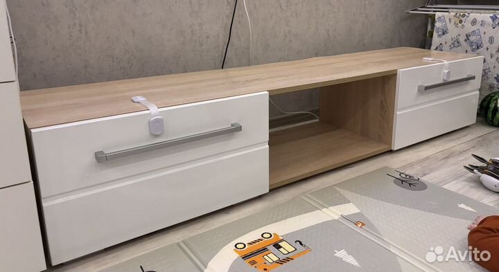 Тумба под тв