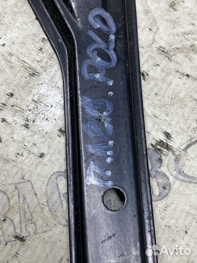 Стеклоподъёмник передний volkswagen polo седан