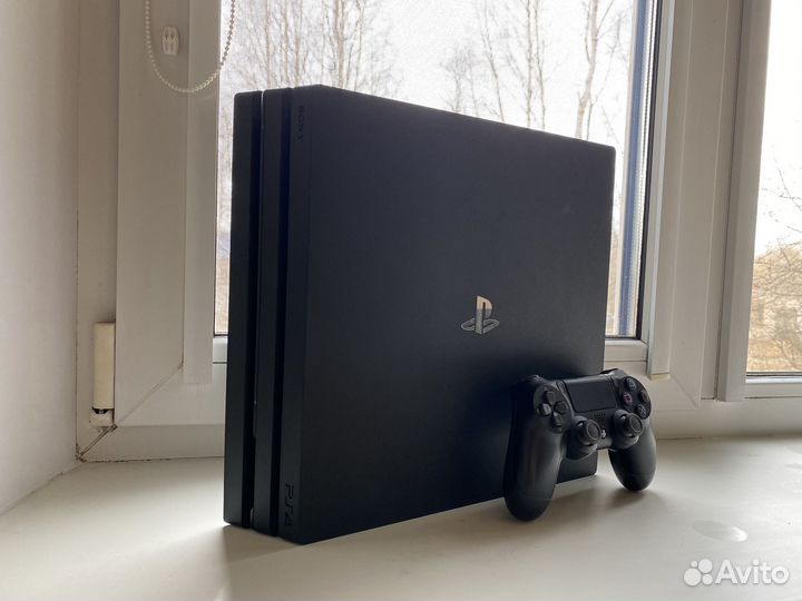 Sony playstation 4 PS4 pro 1tb 7208B
