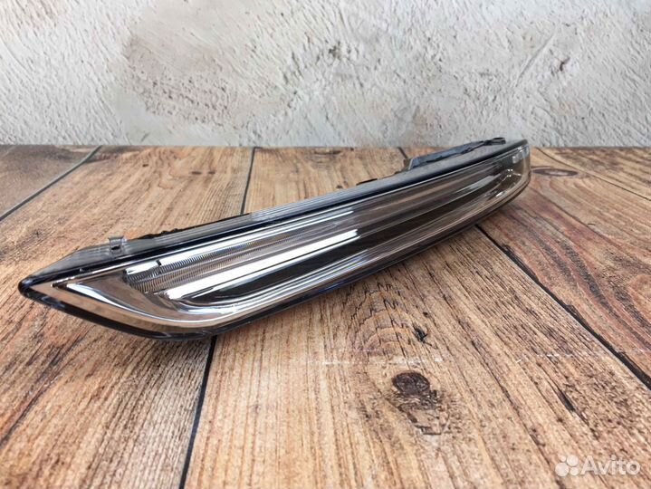 Дневной ходовой огонь Porsche Cayenne (2014)