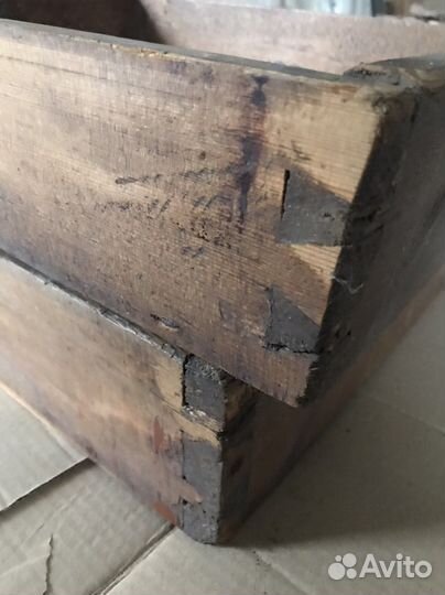 Старинные деревянные ящики