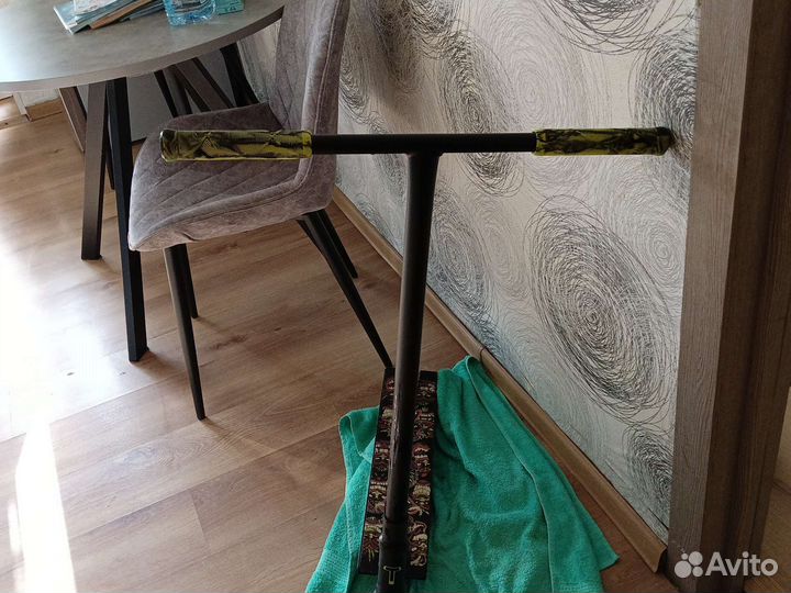 Трюковой самокат