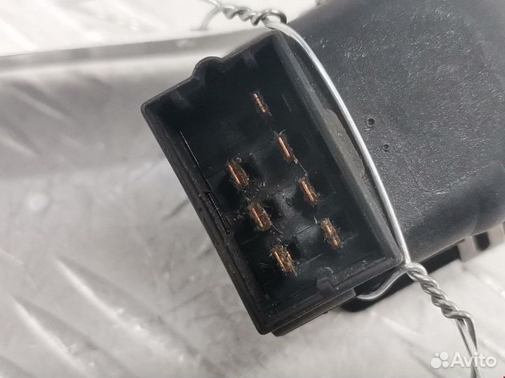 Кнопка (выключатель) Land Rover Discovery 2 2004