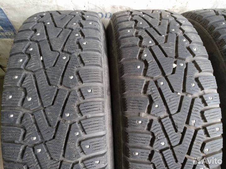 Pirelli Ice Zero 215/65 R16 102T