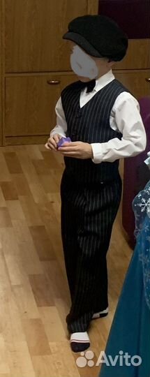 Костюм на мальчика 104