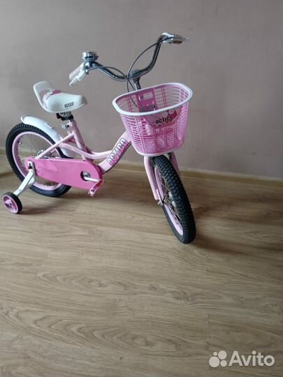 Детский велосипед 16