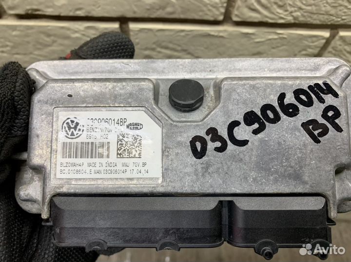 Skoda Rapid Блок управления двс cfna 1,6л МКПП