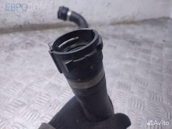 Патрубок верхний b48 на BMW G21 s1156977