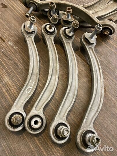 Рычаг подвески задний mercedes W 204