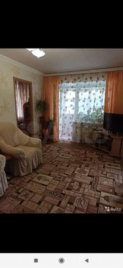 3-к. квартира, 43 м², 3/5 эт.