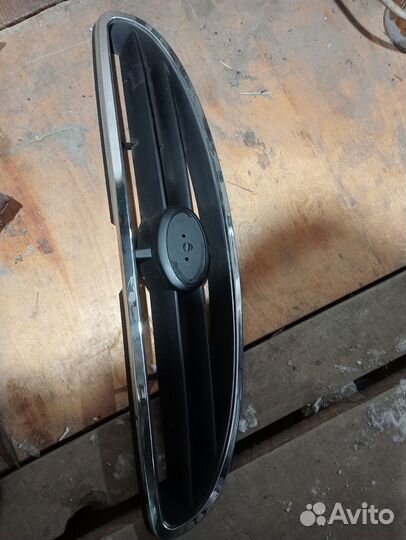 Решетка радиатора hyundai accent тагаз 2008