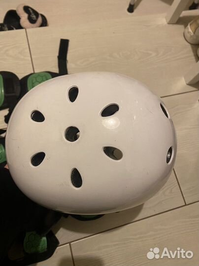 Шлем детский для роликов и защита
