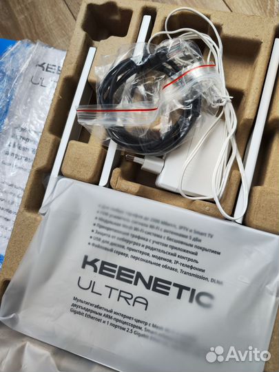 Роутер Wi-Fi 6 Keenetic Ultra Kn1811