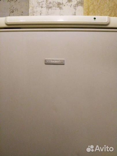 Холодильник бу Electrolux