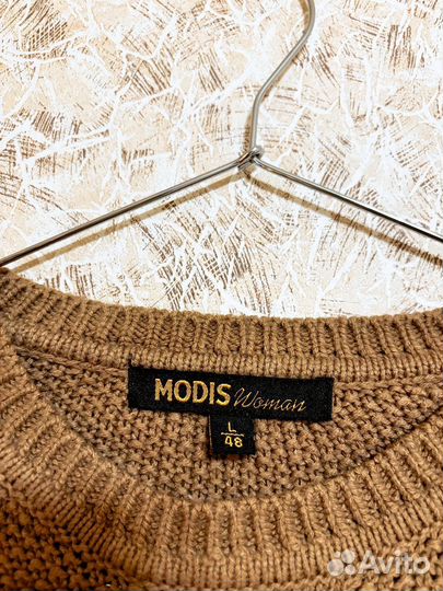 Свитер женский