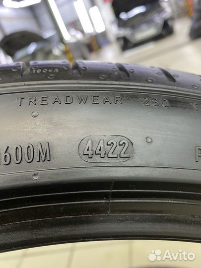 Pirelli P Zero 275/35 R21 103W