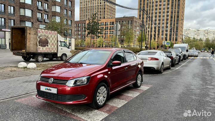 Volkswagen Polo 1.6 AT, 2011, 199 122 км